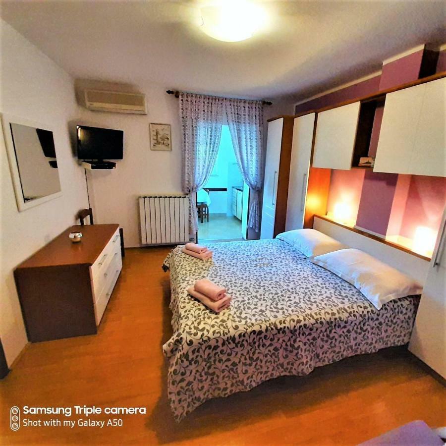 Apartments Elda Rovigno Esterno foto