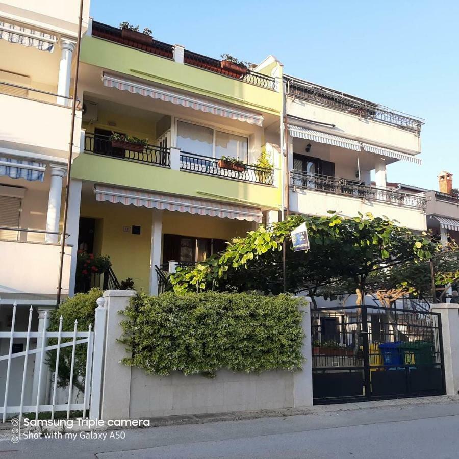 Apartments Elda Rovigno Esterno foto